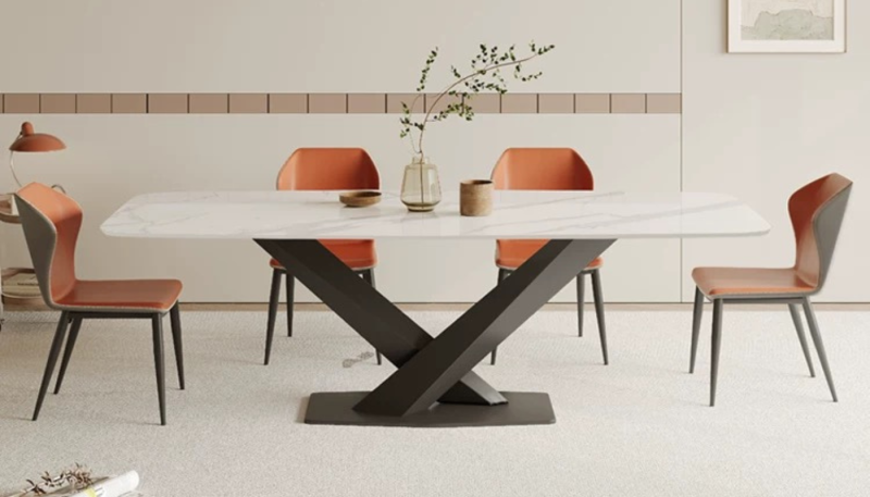 Xenon Dining Table