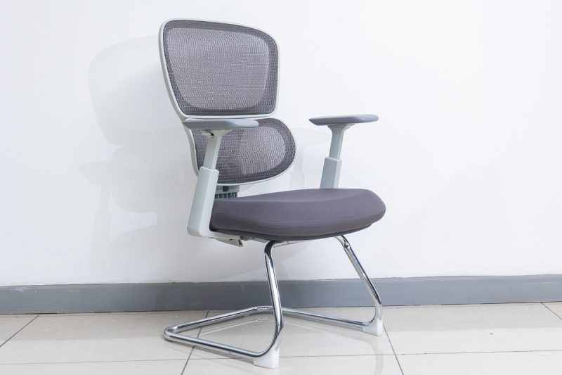 BONO VISITOR CHAIR