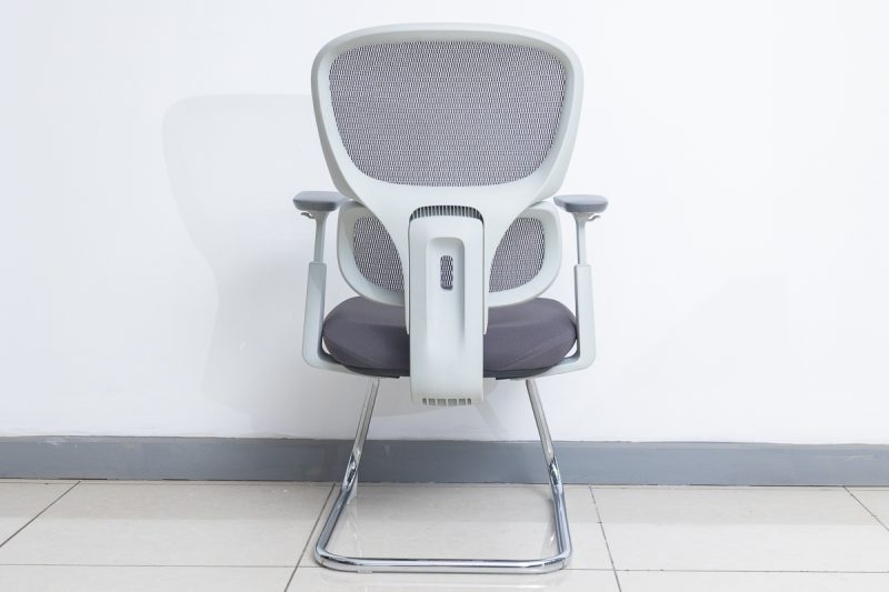 BONO VISITOR CHAIR 12 0O2A7431