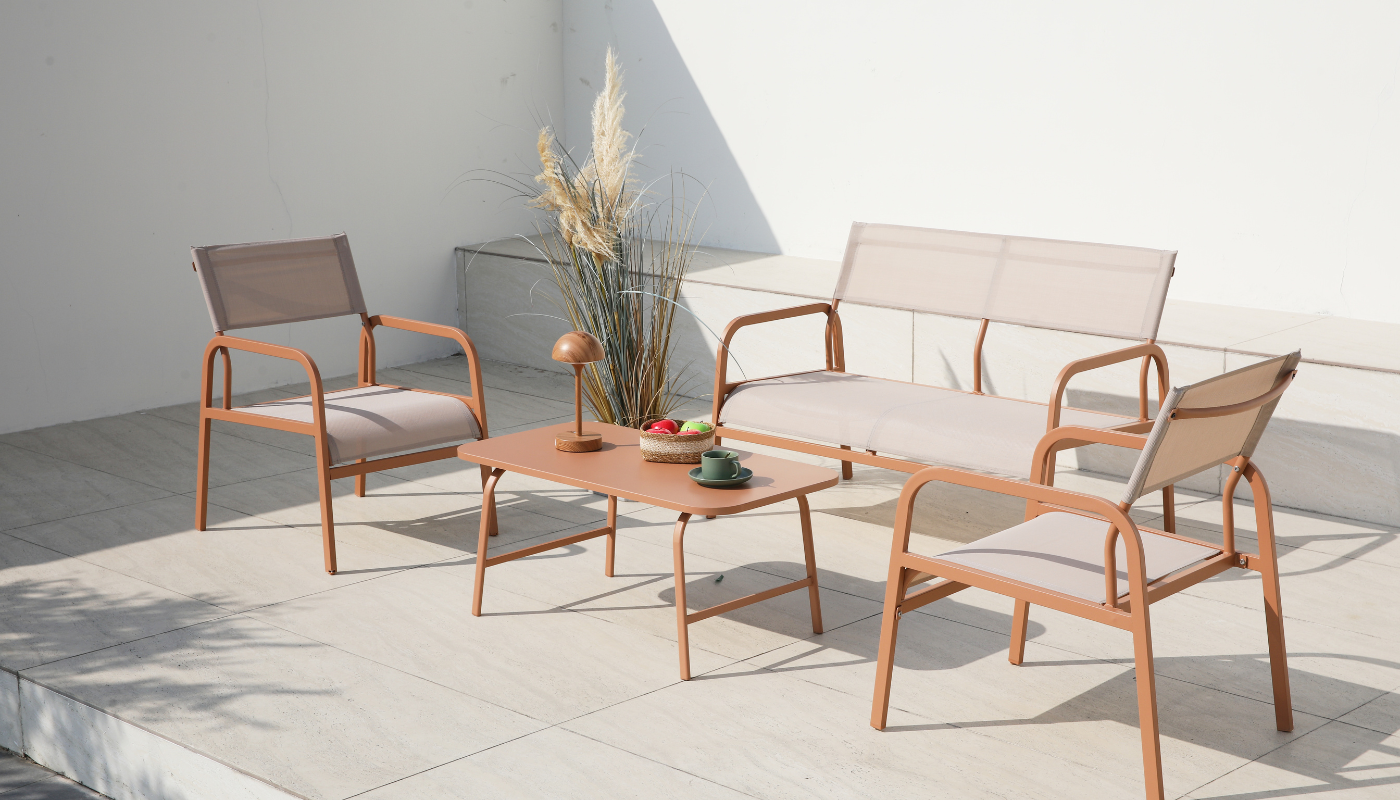 RITA 4 Seater Outdoor sofa (2+1+1) + Coffee Table 1 RITA 4 Seater Outdoor sofa (2+1+1) + Coffee Table